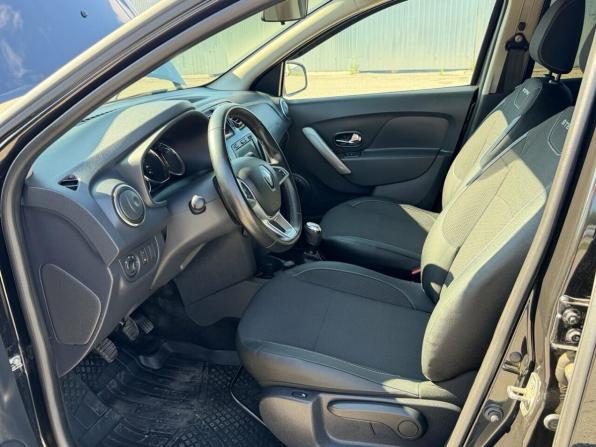 Renault Logan II Рестайлинг с пробегом 2021 года, цена 1 320 000 рублей, 33192 км, седан, Автокод Объявления