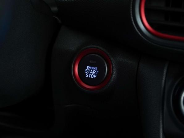 Hyundai Kona I с пробегом 2019 года, цена 2 207 444 рубля, 54953 км, внедорожник, Автокод Объявления