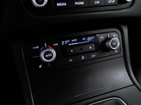 Volkswagen Touareg II Рестайлинг с пробегом 2015 года, цена 2 580 055 рублей, 119715 км, внедорожник, Автокод Объявления