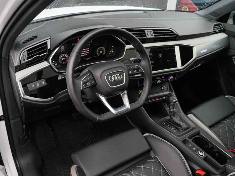 Audi Q3 II (F3) Москва  - изображение 12