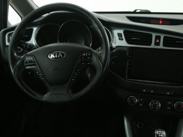 Kia Ceed II с пробегом 2013 года, цена 691 000 рублей, 260000 км, хэтчбек, Автокод Объявления