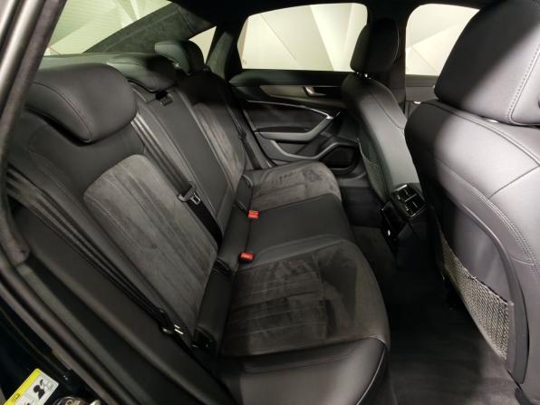 Audi A6 V (C8) с пробегом 2019 года, цена 4 330 000 рублей, 61659 км, седан, Автокод Объявления