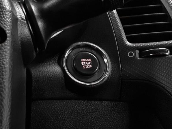 Kia Cerato III Рестайлинг (Classic) с пробегом 2018 года, цена 1 357 000 рублей, 178243 км, седан, Автокод Объявления