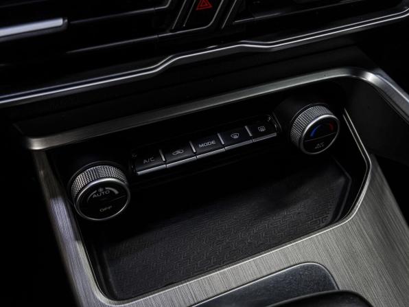Geely Coolray I с пробегом 2023 года, цена 1 999 000 рублей, 37450 км, внедорожник, Автокод Объявления