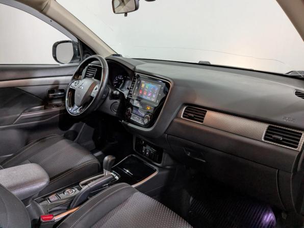 Mitsubishi Outlander III Рестайлинг 2 с пробегом 2018 года, цена 1 995 000 рублей, 136433 км, внедорожник, Автокод Объявления