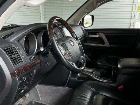 Toyota Land Cruiser 200 Series с пробегом 2011 года, цена 3 550 000 рублей, 253538 км, внедорожник, Автокод Объявления