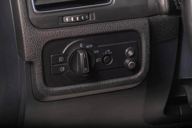 Volkswagen Touareg II с пробегом 2012 года, цена 2 369 000 рублей, 199600 км, внедорожник, Автокод Объявления