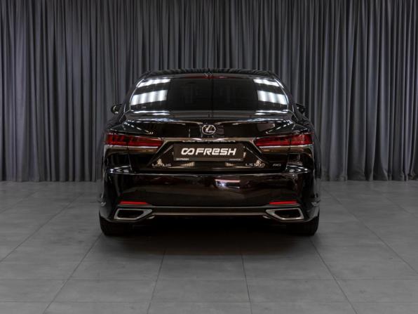 Lexus LS V с пробегом 2018 года, цена 5 300 000 рублей, 268568 км, седан, Автокод Объявления