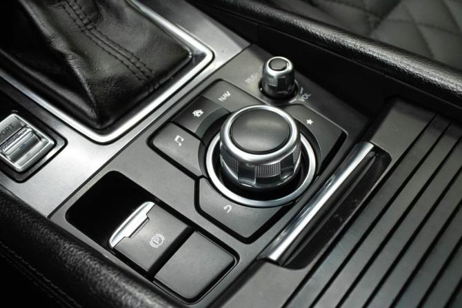 Mazda 6 III (GJ) Рестайлинг с пробегом 2015 года, цена 1 339 000 рублей, 258072 км, седан, Автокод Объявления