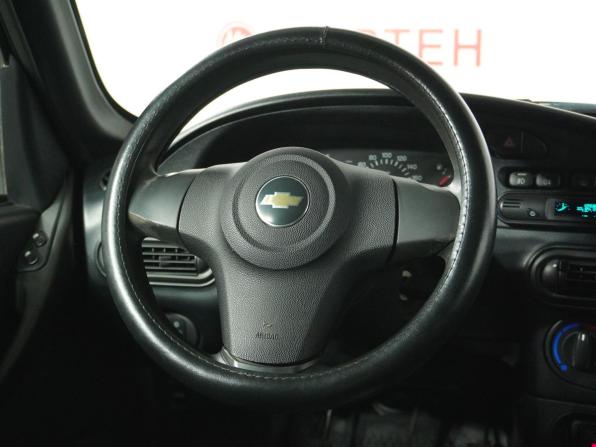 Chevrolet Niva I Рестайлинг с пробегом 2015 года, цена 575 000 рублей, 130571 км, внедорожник, Автокод Объявления