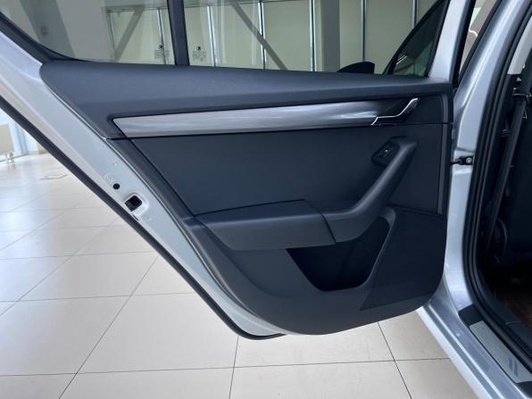 Skoda Octavia III (A7) Рестайлинг с пробегом 2020 года, цена 2 430 000 рублей, 39825 км, лифтбек, Автокод Объявления