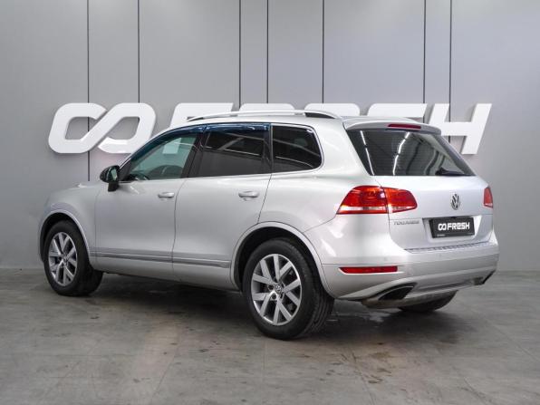 Volkswagen Touareg II с пробегом 2013 года, цена 1 799 000 рублей, 262394 км, внедорожник, Автокод Объявления