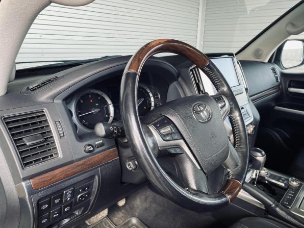 Toyota Land Cruiser 200 Series Рестайлинг 2 с пробегом 2020 года, цена 7 450 000 рублей, 153717 км, внедорожник, Автокод Объявления