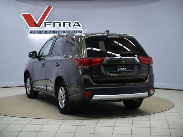 Mitsubishi Outlander III Рестайлинг 3 с пробегом 2018 года, цена 1 990 000 рублей, 131594 км, внедорожник, Автокод Объявления