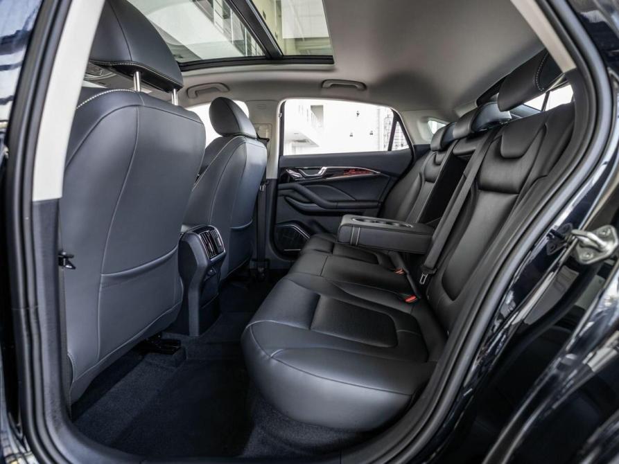 FAW Bestune B70 I Рестайлинг Москва  - изображение 7