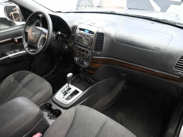 Hyundai Santa Fe II Рестайлинг с пробегом 2010 года, цена 1 319 900 рублей, 281253 км, внедорожник, Автокод Объявления