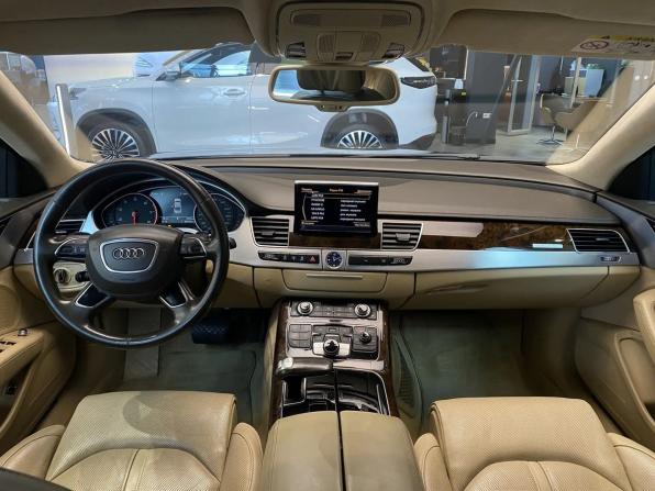 Audi A8 III (D4) Рестайлинг с пробегом 2016 года, цена 2 499 000 рублей, 260900 км, седан, Автокод Объявления