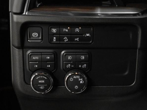 Chevrolet Tahoe V Рестайлинг с пробегом 2025 года, цена 13 400 000 рублей, 3291 км, внедорожник, Автокод Объявления