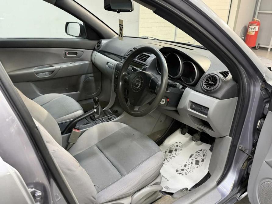 Mazda Axela I Красноярск  - изображение 9