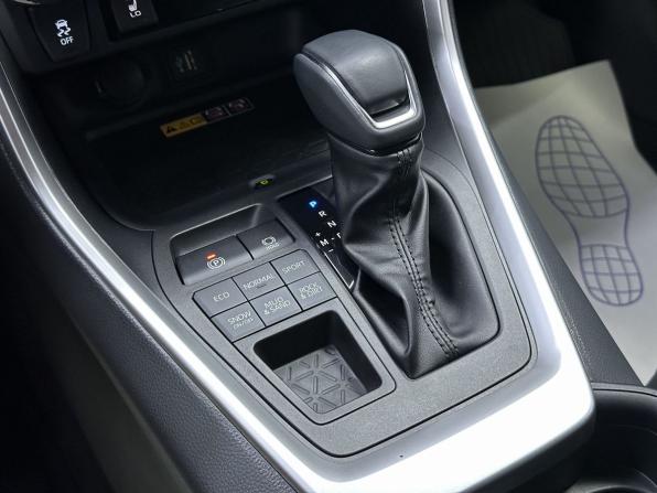 Toyota RAV4 V (XA50) с пробегом 2025 года, цена 3 990 000 рублей, 2542 км, внедорожник, Автокод Объявления