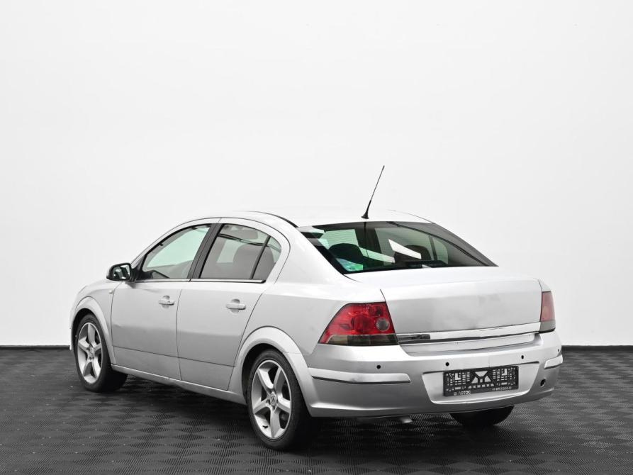 Opel Astra H Рестайлинг Москва  - изображение 4