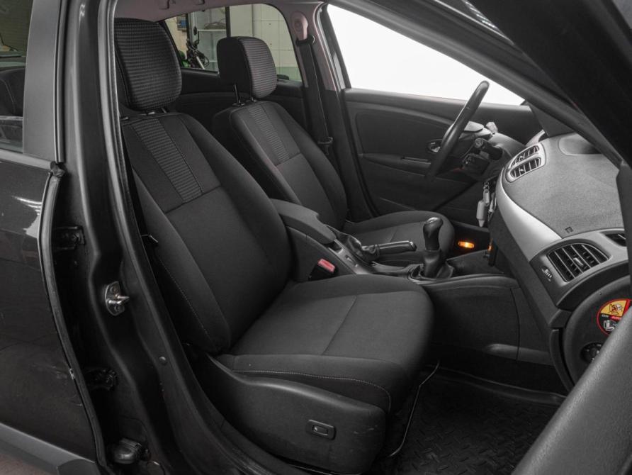 Renault Fluence I Тюмень  - изображение 8