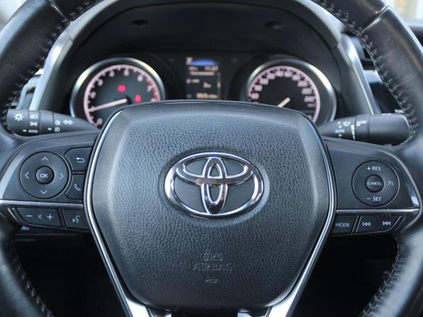 Toyota Camry VIII (XV70) с пробегом 2021 года, цена 2 640 000 рублей, 114735 км, седан, Автокод Объявления