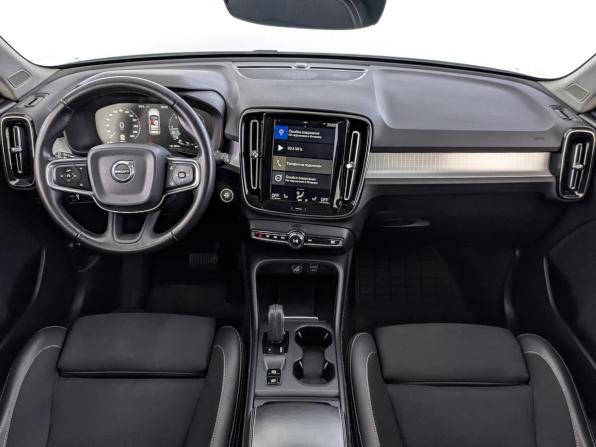 Volvo XC40 I с пробегом 2018 года, цена 2 850 000 рублей, 132629 км, внедорожник, Автокод Объявления