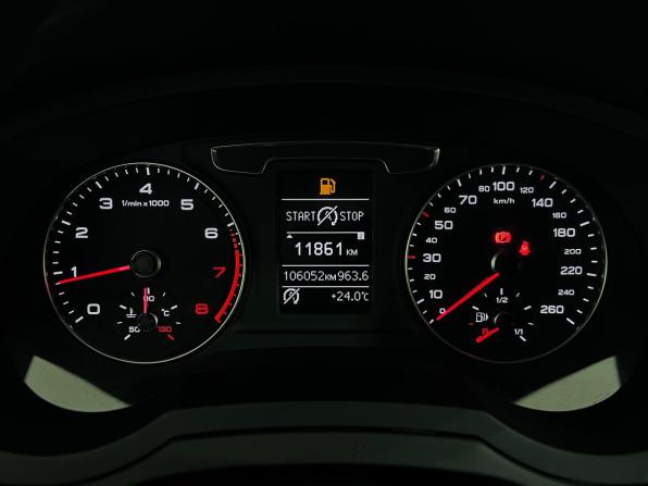 Audi Q3 I (8U) Рестайлинг с пробегом 2016 года, цена 1 827 000 рублей, 106050 км, внедорожник, Автокод Объявления