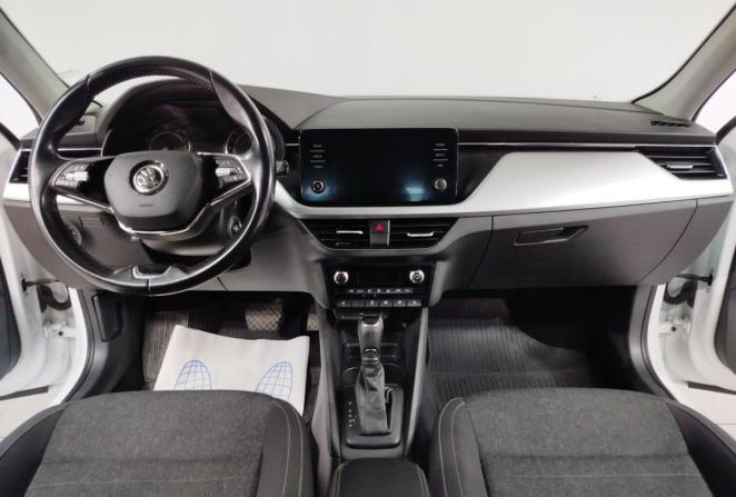 Skoda Rapid II с пробегом 2022 года, цена 1 960 000 рублей, 71364 км, лифтбек, Автокод Объявления
