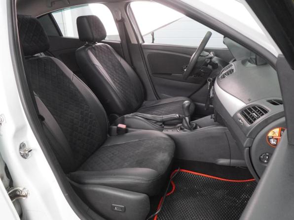 Renault Fluence I Рестайлинг с пробегом 2013 года, цена 729 000 рублей, 231899 км, седан, Автокод Объявления