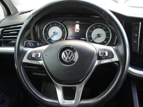 Volkswagen Touareg III с пробегом 2019 года, цена 3 949 000 рублей, 176991 км, внедорожник, Автокод Объявления