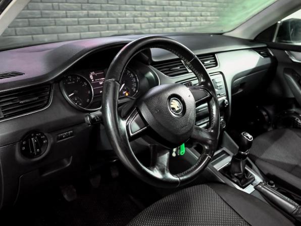 Skoda Octavia III (A7) с пробегом 2013 года, цена 870 000 рублей, 241699 км, лифтбек, Автокод Объявления