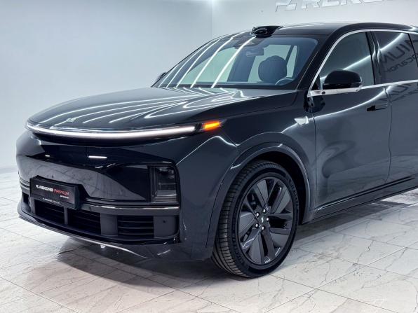 Li Auto (Lixiang) L9 I Рестайлинг с пробегом 2024 года, цена 7 700 000 рублей, 17916 км, внедорожник, Автокод Объявления