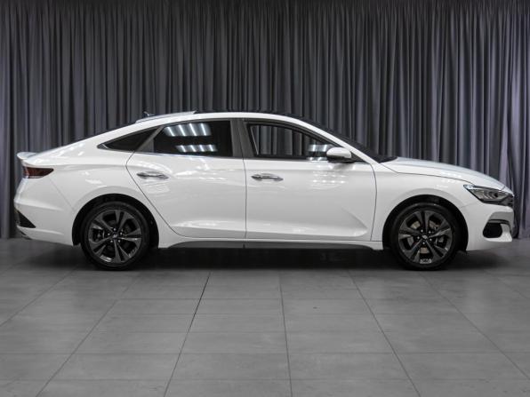 Hyundai Lafesta I с пробегом 2020 года, цена 2 149 000 рублей, 51864 км, седан, Автокод Объявления