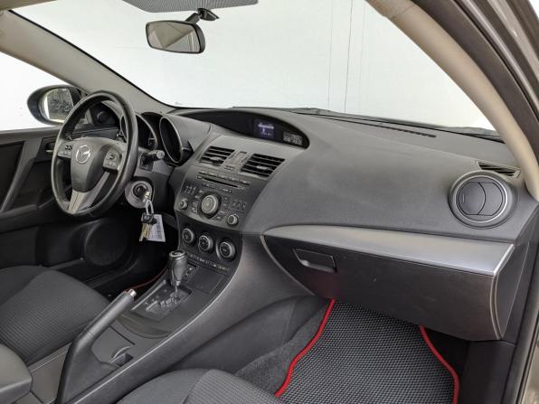Mazda 3 II (BL) Рестайлинг с пробегом 2012 года, цена 980 000 рублей, 183964 км, хэтчбек, Автокод Объявления