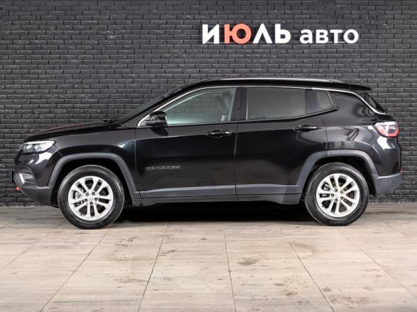 Jeep Compass II Рестайлинг с пробегом 2021 года, цена 2 390 000 рублей, 94863 км, внедорожник, Автокод Объявления