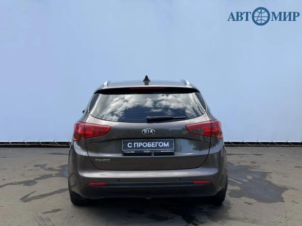 Kia Ceed II Рестайлинг с пробегом 2018 года, цена 1 417 000 рублей, 128950 км, универсал, Автокод Объявления