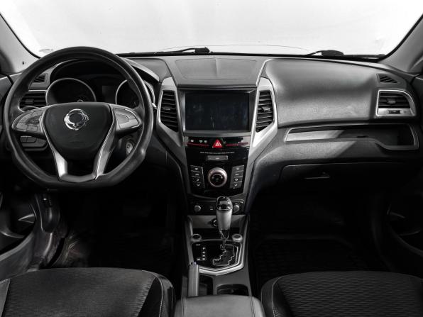 SsangYong Tivoli I с пробегом 2016 года, цена 1 095 000 рублей, 174648 км, внедорожник, Автокод Объявления