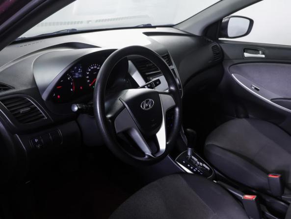 Hyundai Solaris I с пробегом 2011 года, цена 790 000 рублей, 193143 км, седан, Автокод Объявления
