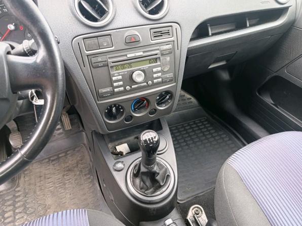 Ford Fusion I Рестайлинг с пробегом 2008 года, цена 399 000 рублей, 171450 км, хэтчбек, Автокод Объявления