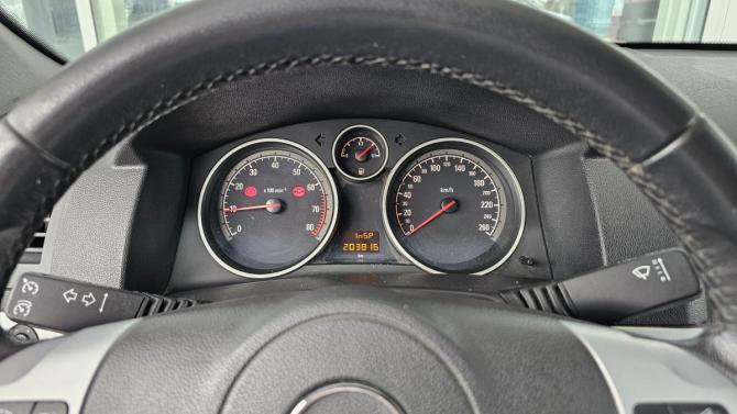 Opel Astra H Рестайлинг с пробегом 2011 года, цена 469 000 рублей, 203000 км, хэтчбек, Автокод Объявления