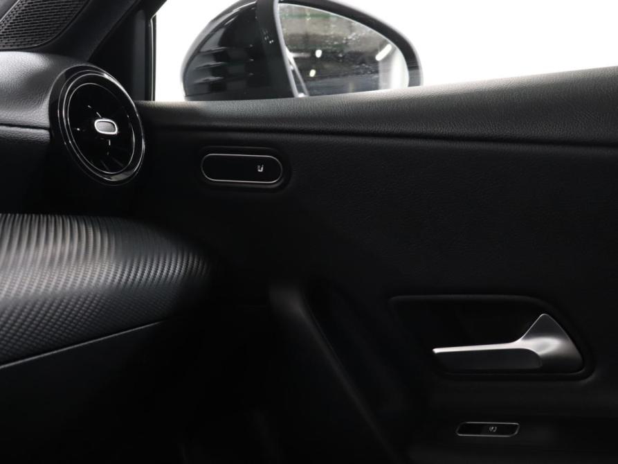 Mercedes-Benz A-Класс IV (W177) Москва  - изображение 19