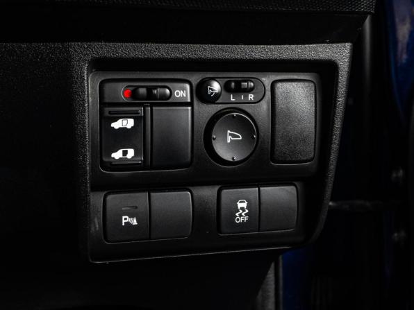 Honda Freed I Рестайлинг с пробегом 2014 года, цена 1 399 000 рублей, 74387 км, компактвэн, Автокод Объявления