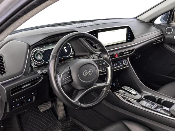 Hyundai Sonata VIII (DN8) с пробегом 2022 года, цена 3 000 000 рублей, 47846 км, седан, Автокод Объявления