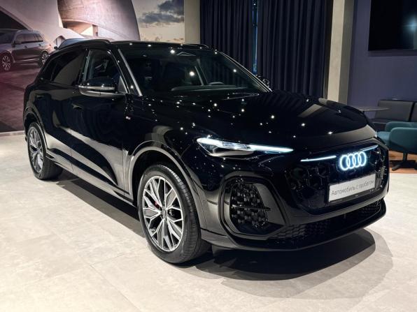 Audi Q5 III с пробегом 2025 года, цена 6 990 000 рублей, 10 км, внедорожник, Автокод Объявления