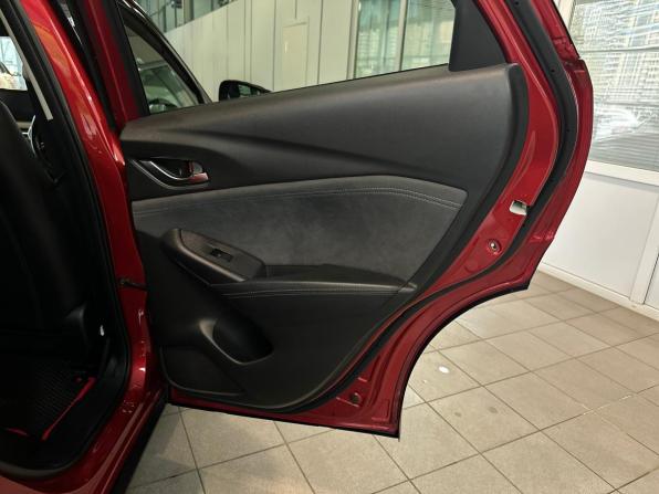 Mazda CX-3 I Рестайлинг с пробегом 2019 года, цена 1 862 000 рублей, 18998 км, внедорожник, Автокод Объявления
