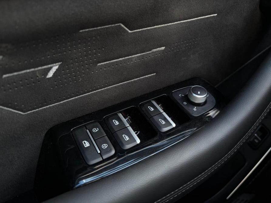 Geely Monjaro I Набережные Челны  - изображение 27
