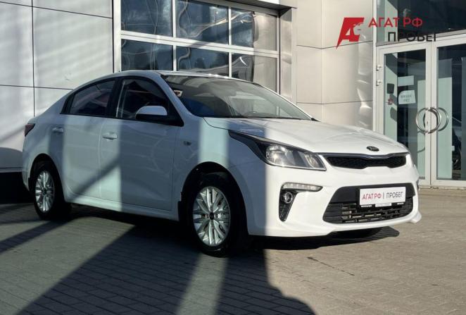 Kia Rio IV с пробегом 2018 года, цена 1 380 000 рублей, 68159 км, седан, Автокод Объявления