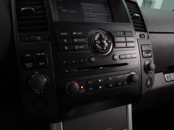 Nissan Pathfinder III Рестайлинг с пробегом 2014 года, цена 1 749 000 рублей, 286848 км, внедорожник, Автокод Объявления